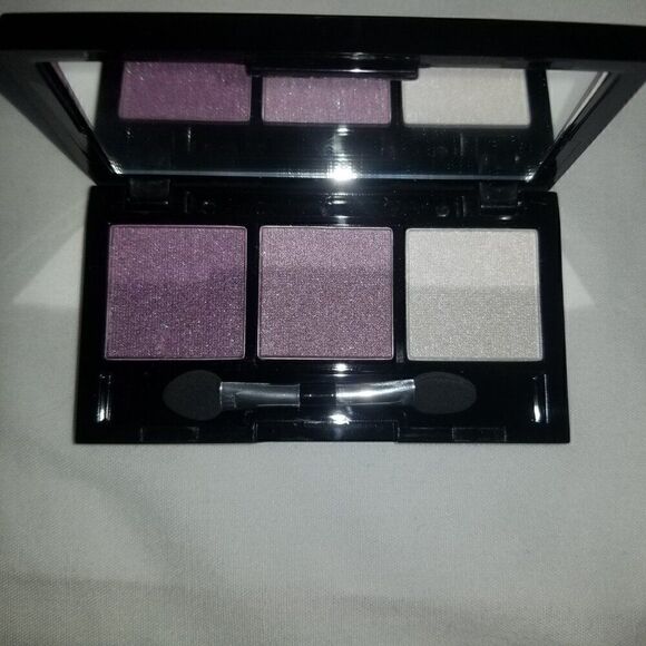 Bella Pierre Cosmetics - Purple Bliss Eyeshadow Palette - Picture 9 of 10